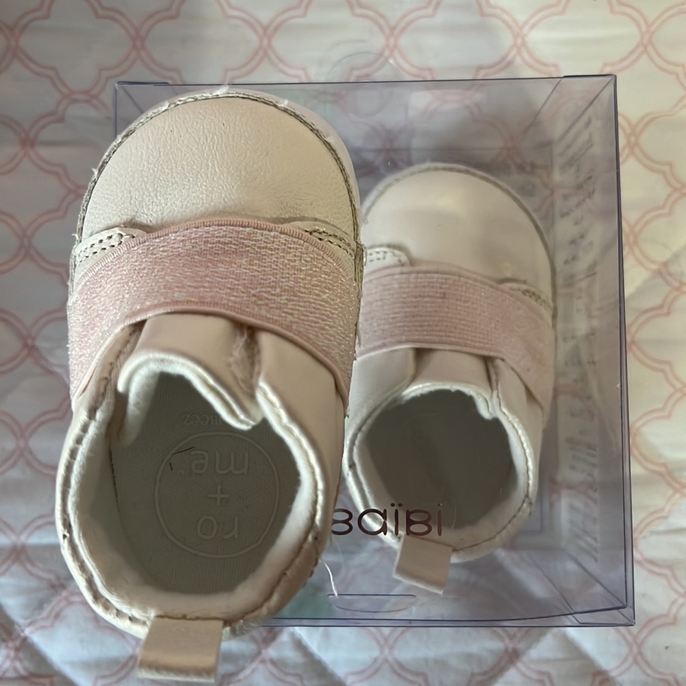 🎀2/35$🎀 Ro+me by Robeez baby shoes .
